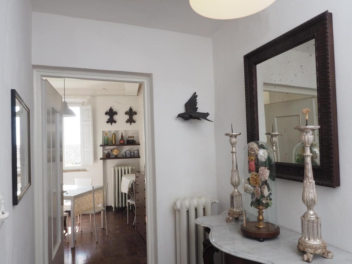 Azzi B&B Comfortably, In The Quietness Of The Perugia Historical Centre Exterior photo